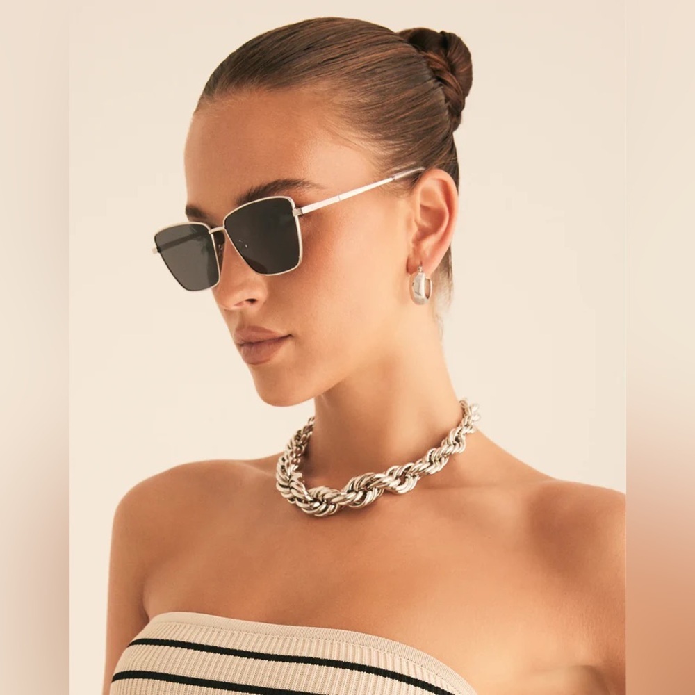 *NWT* Banbé Natalia Square Frame Sunglasses - Picture 2 of 7